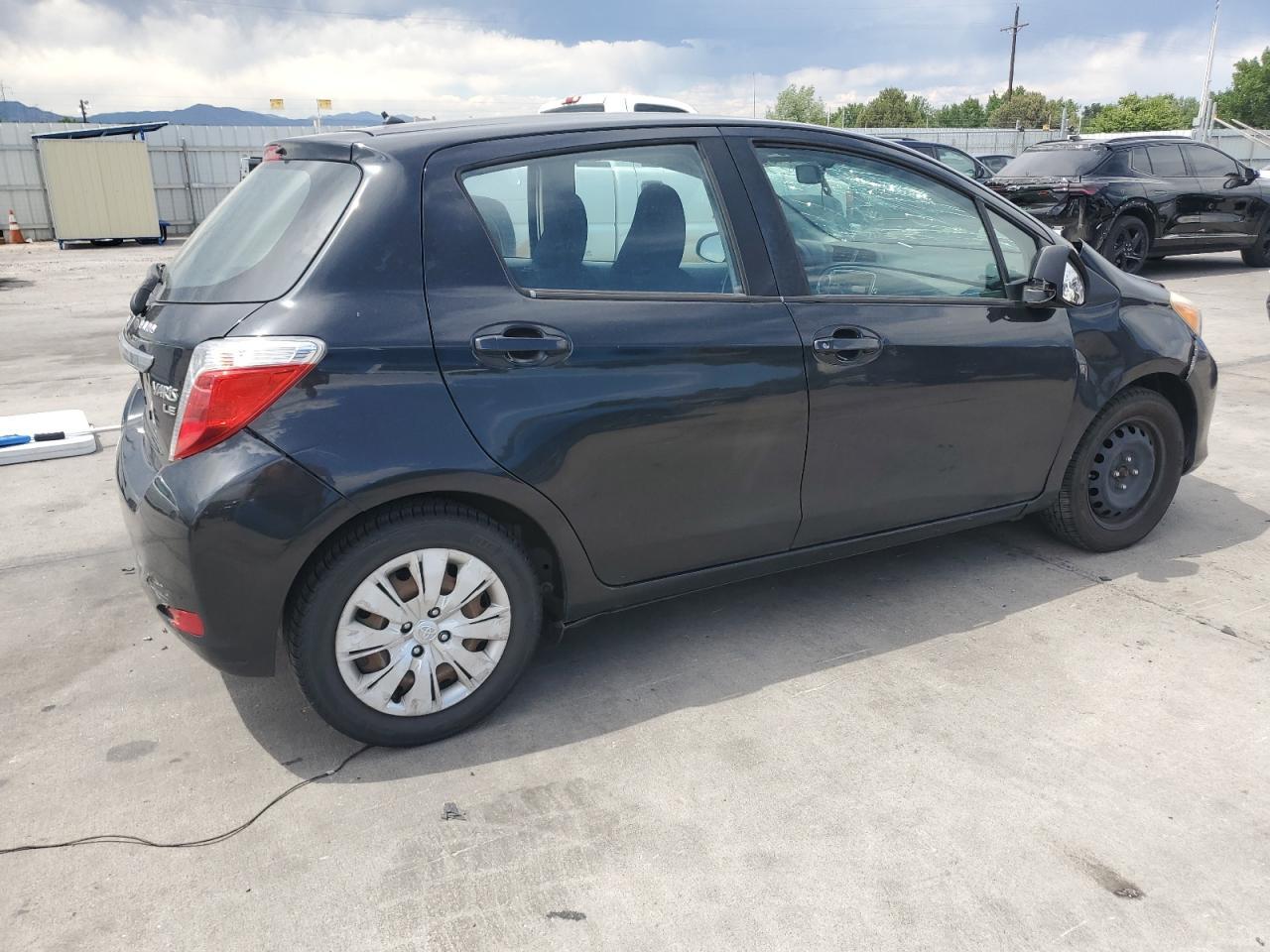 2014 Toyota Yaris - Фото 3
