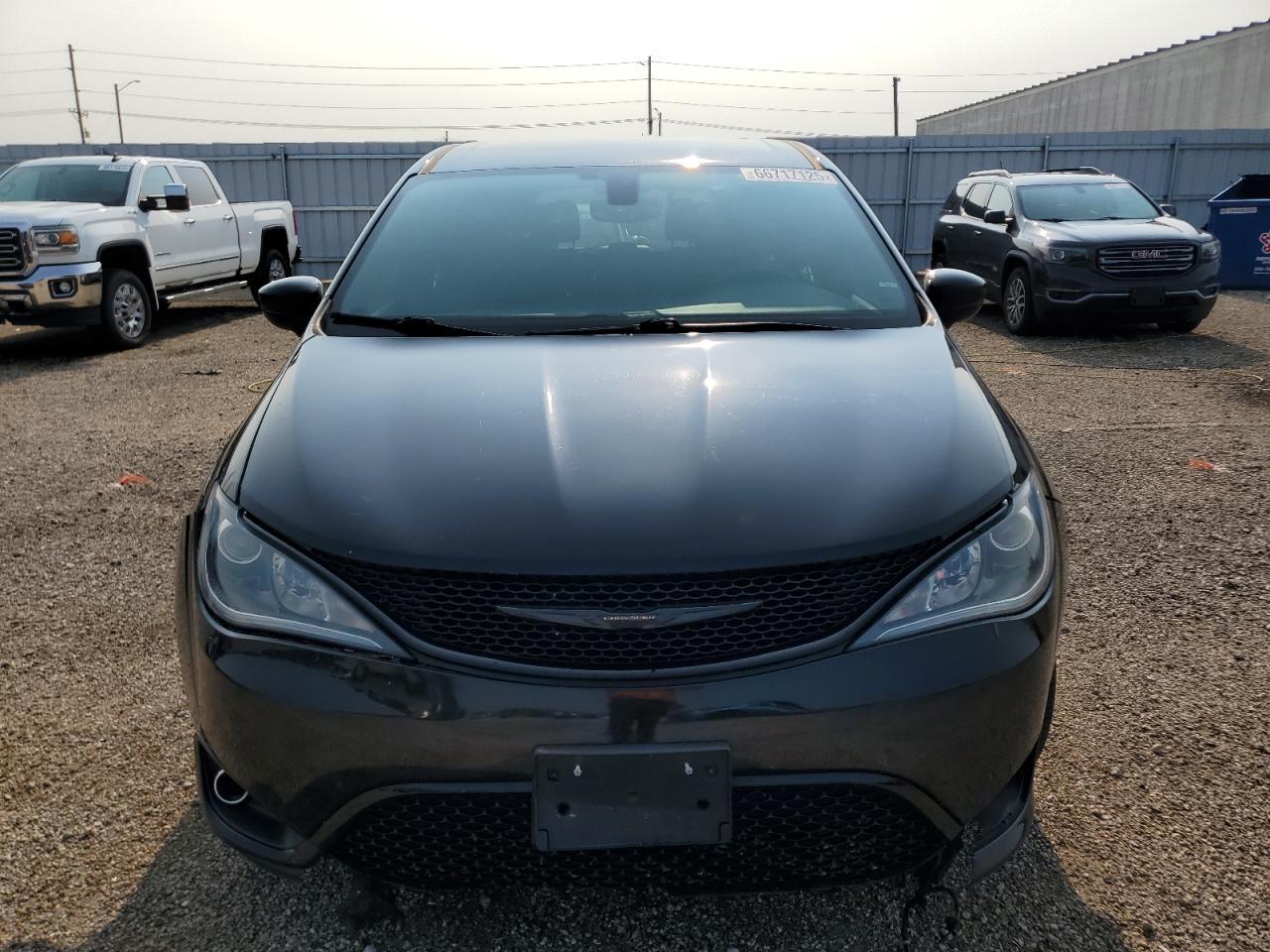 2019 Chrysler Pacifica Touring Plus - Фото 5