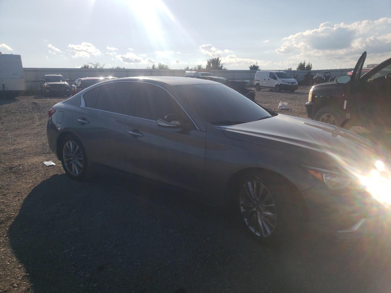 2018 Infiniti Q50 Luxe - Image 4