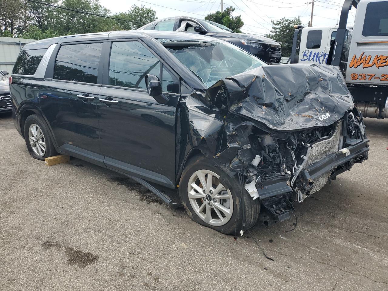 2024 Kia Carnival Lx - Image 4