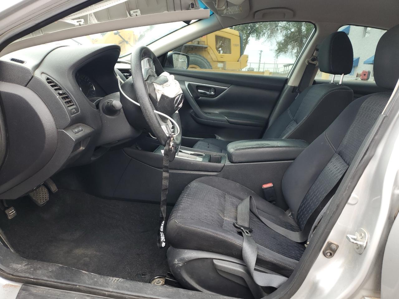 2016 Nissan Altima 2.5 - Image 7