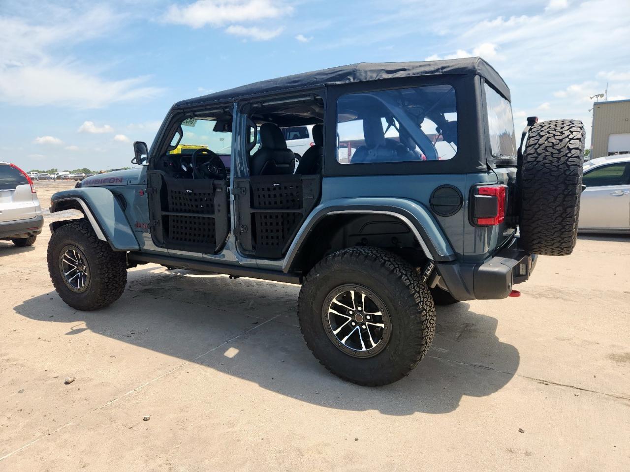 2024 Jeep Wrangler Rubicon - Фото 2