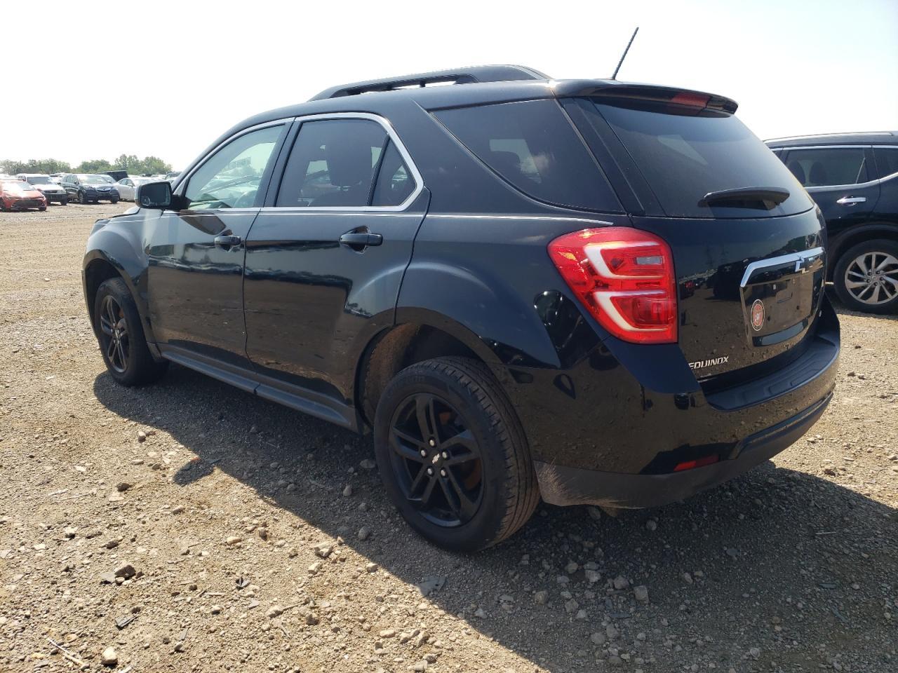 2017 Chevrolet Equinox Lt - Image 2