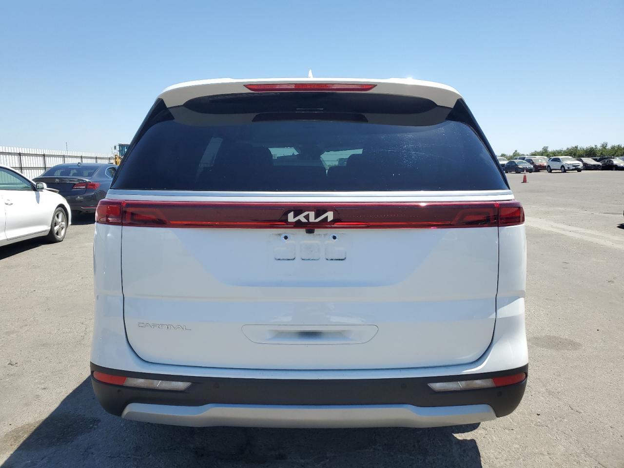 2024 Kia Carnival Ex - Image 6