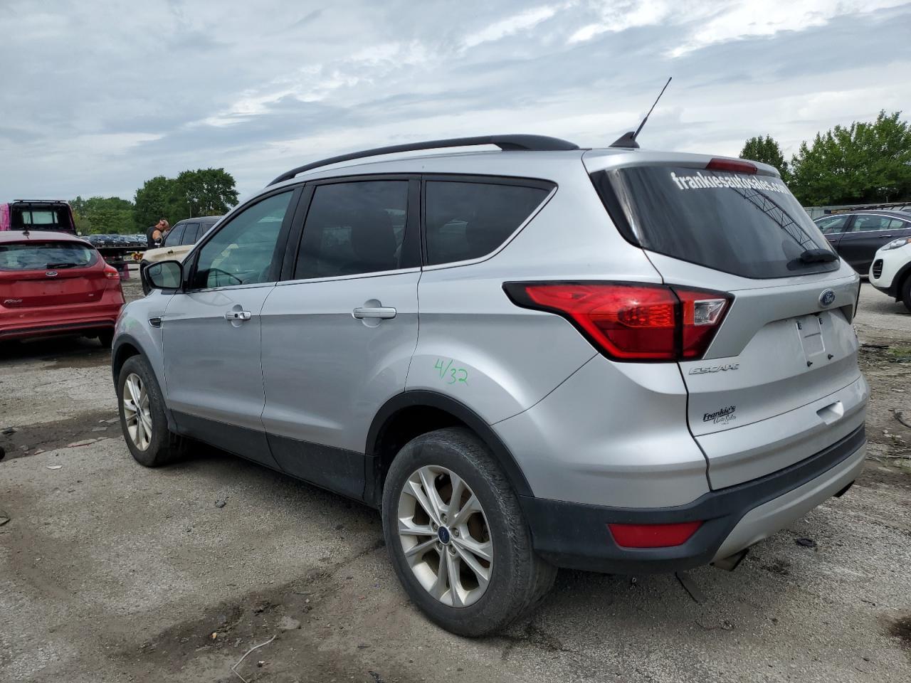 2019 Ford Escape Sel - Фото 2