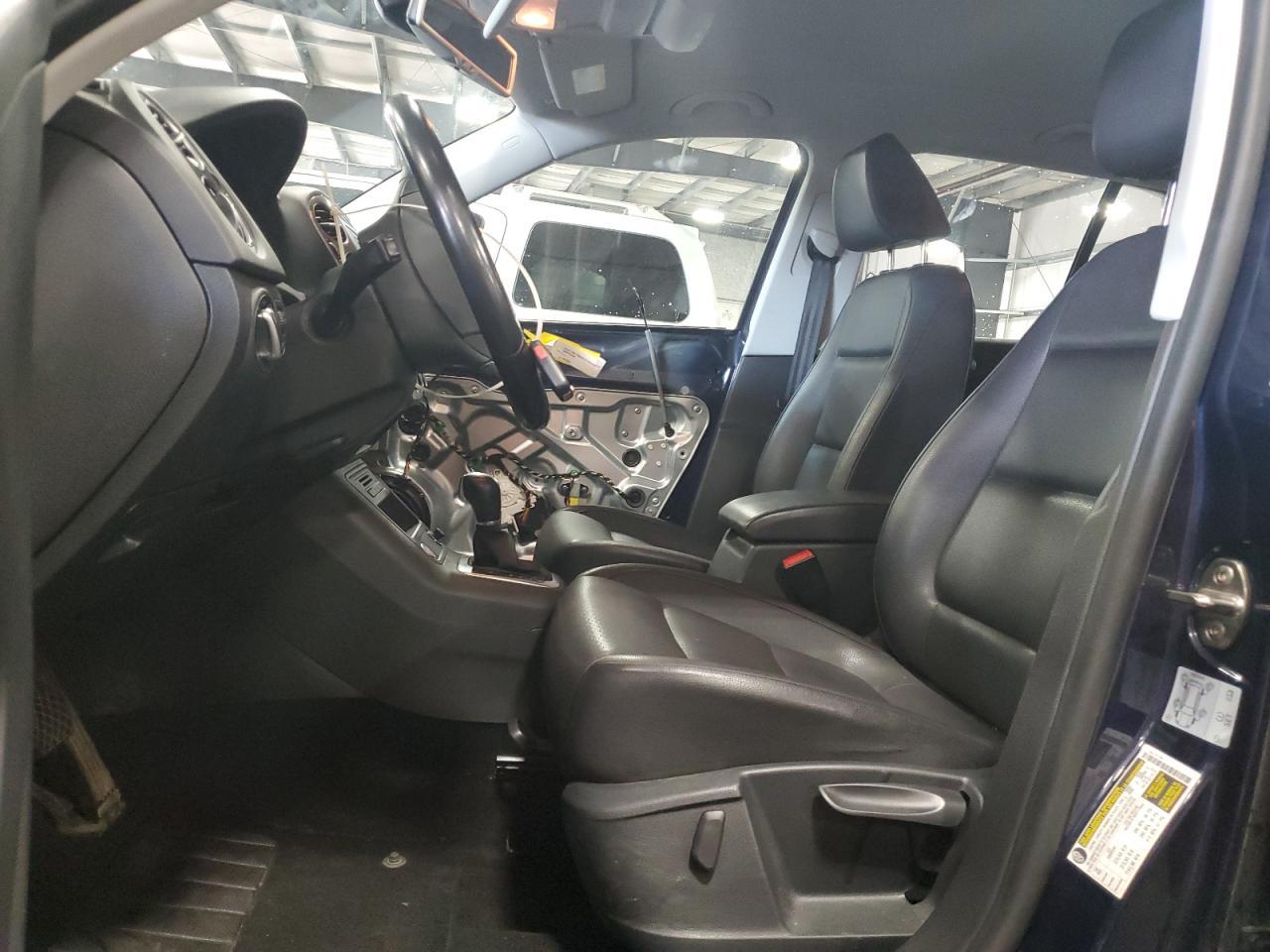 2016 Volkswagen Tiguan S - Фото 7