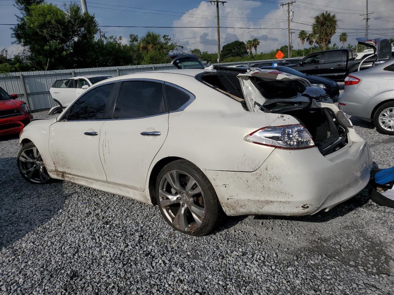 2011 Infiniti M37 - Фото 2