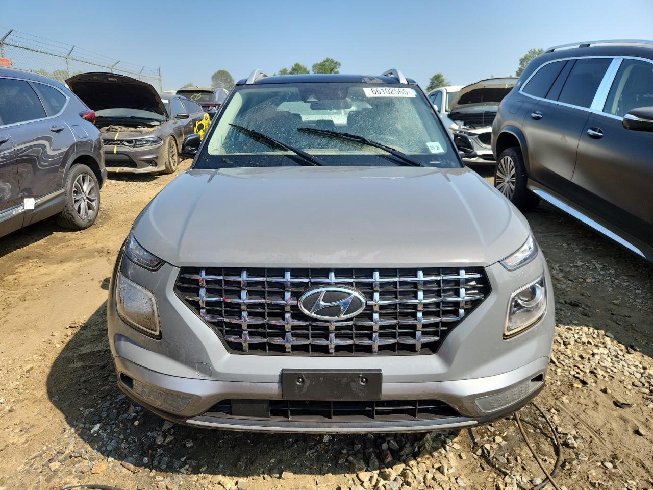 2022 Hyundai Venue Sel - Image 5