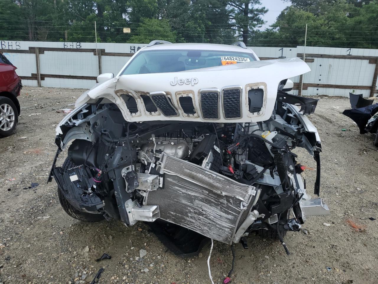 2019 Jeep Cherokee Latitude Plus - Image 5