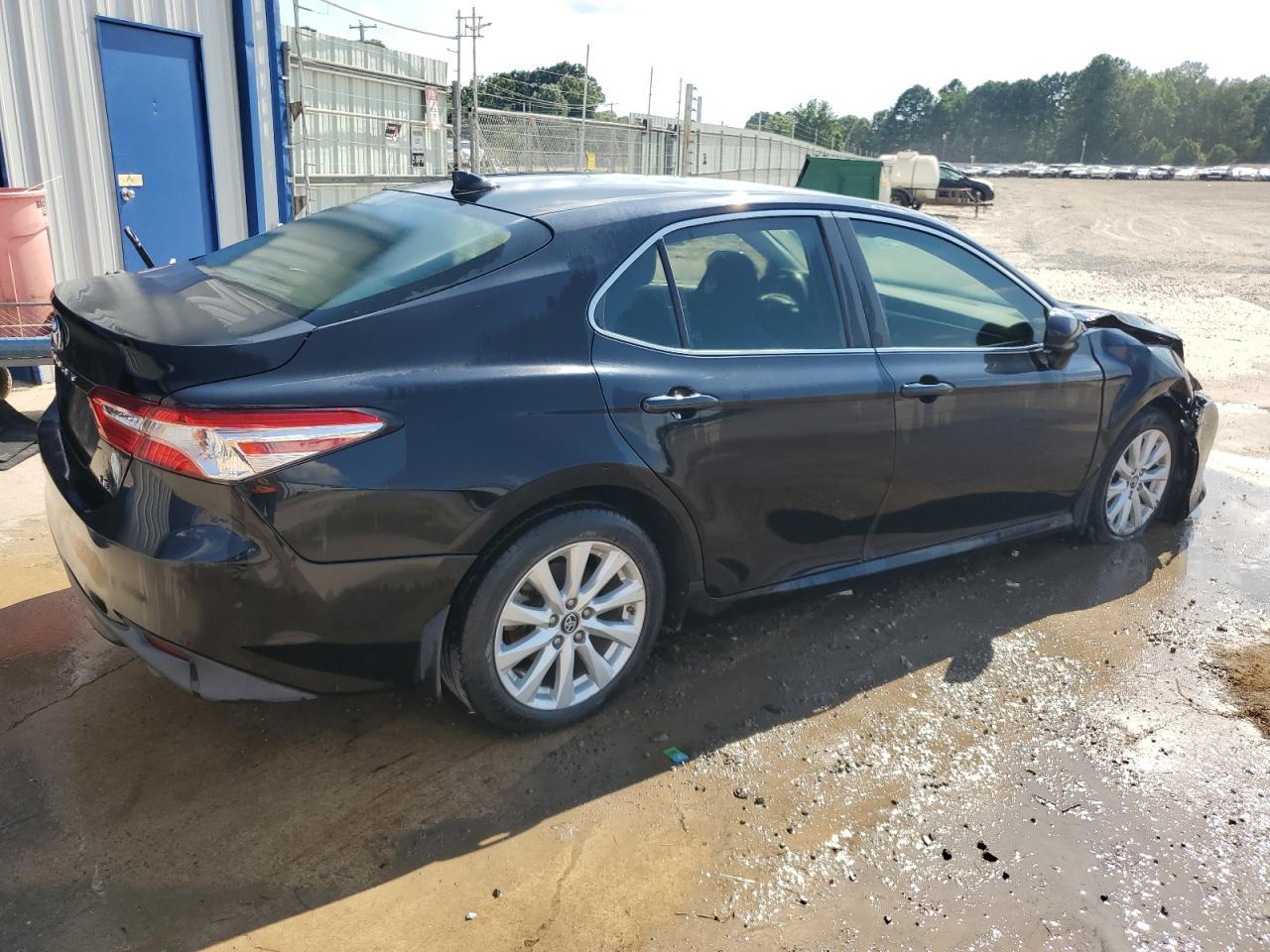 2019 Toyota Camry L - Image 3