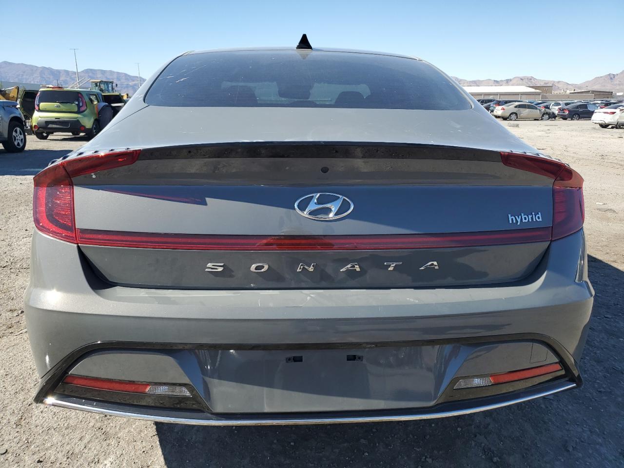 2022 Hyundai Sonata Hybrid - Image 6