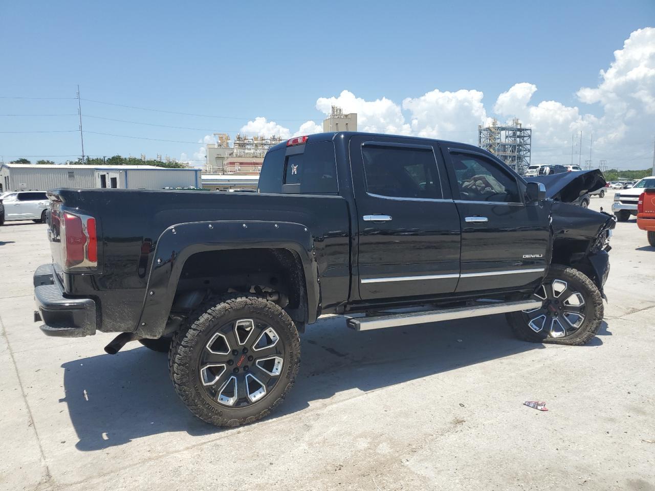 2017 GMC Sierra K1500 Denali - Image 3
