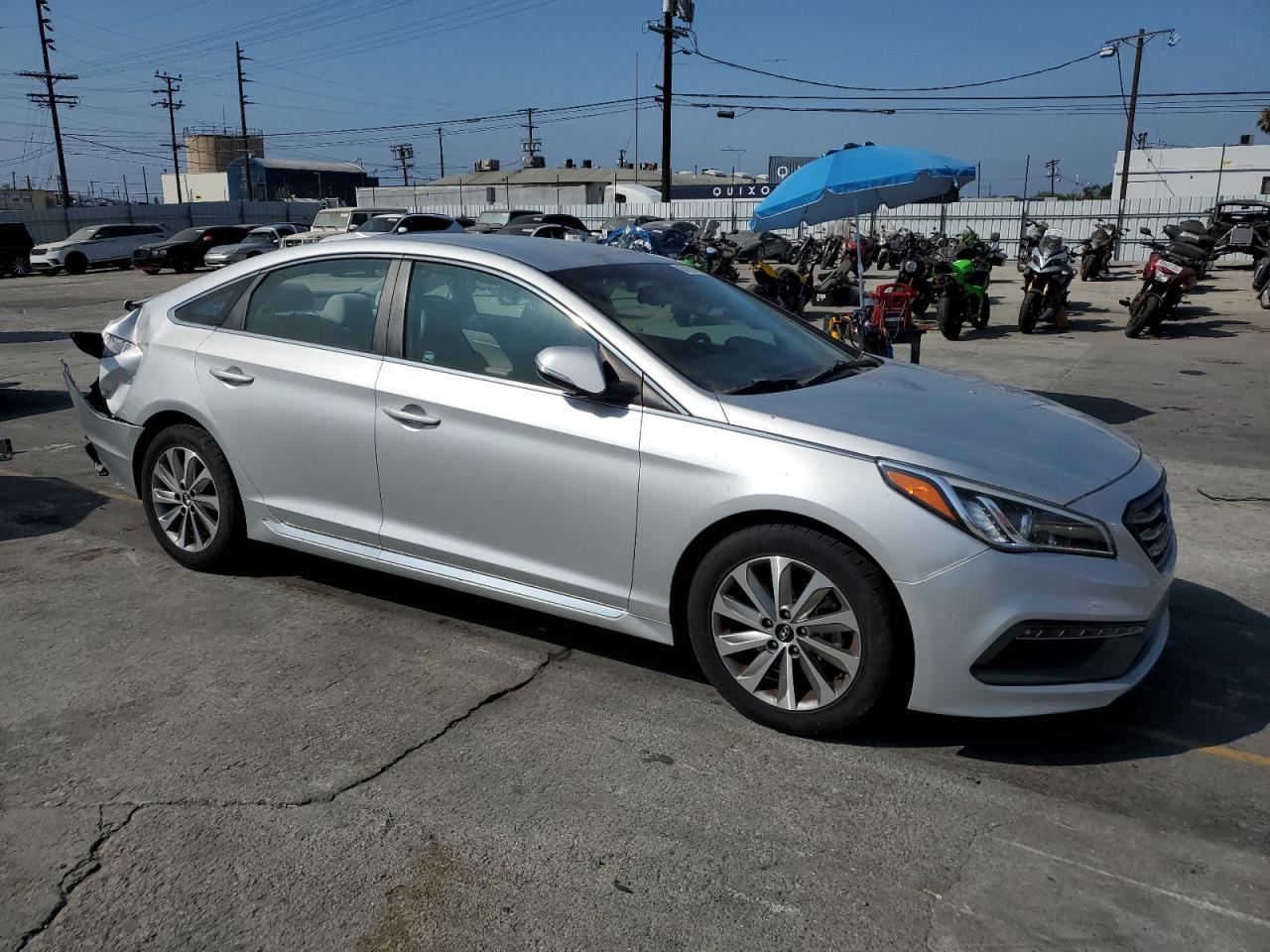 2016 Hyundai Sonata Sport - Image 4