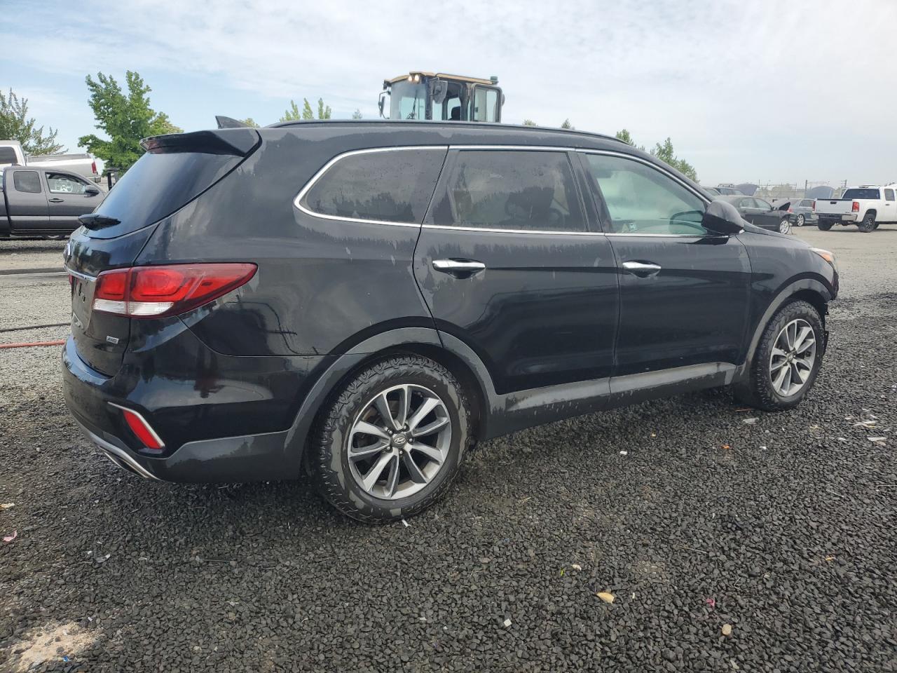 2017 Hyundai Santa Fe Se - Image 3