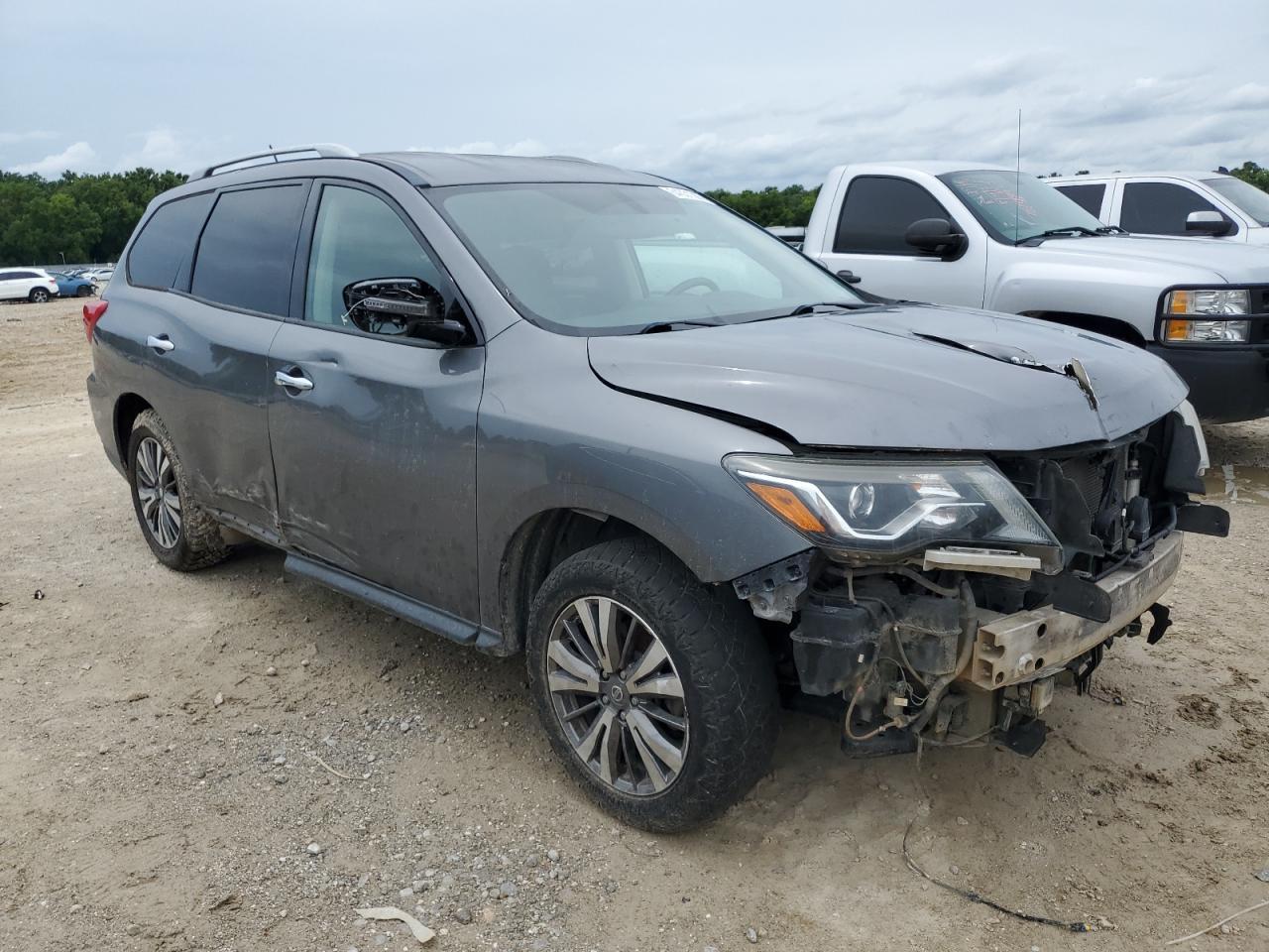 2018 Nissan Pathfinder S - Фото 4