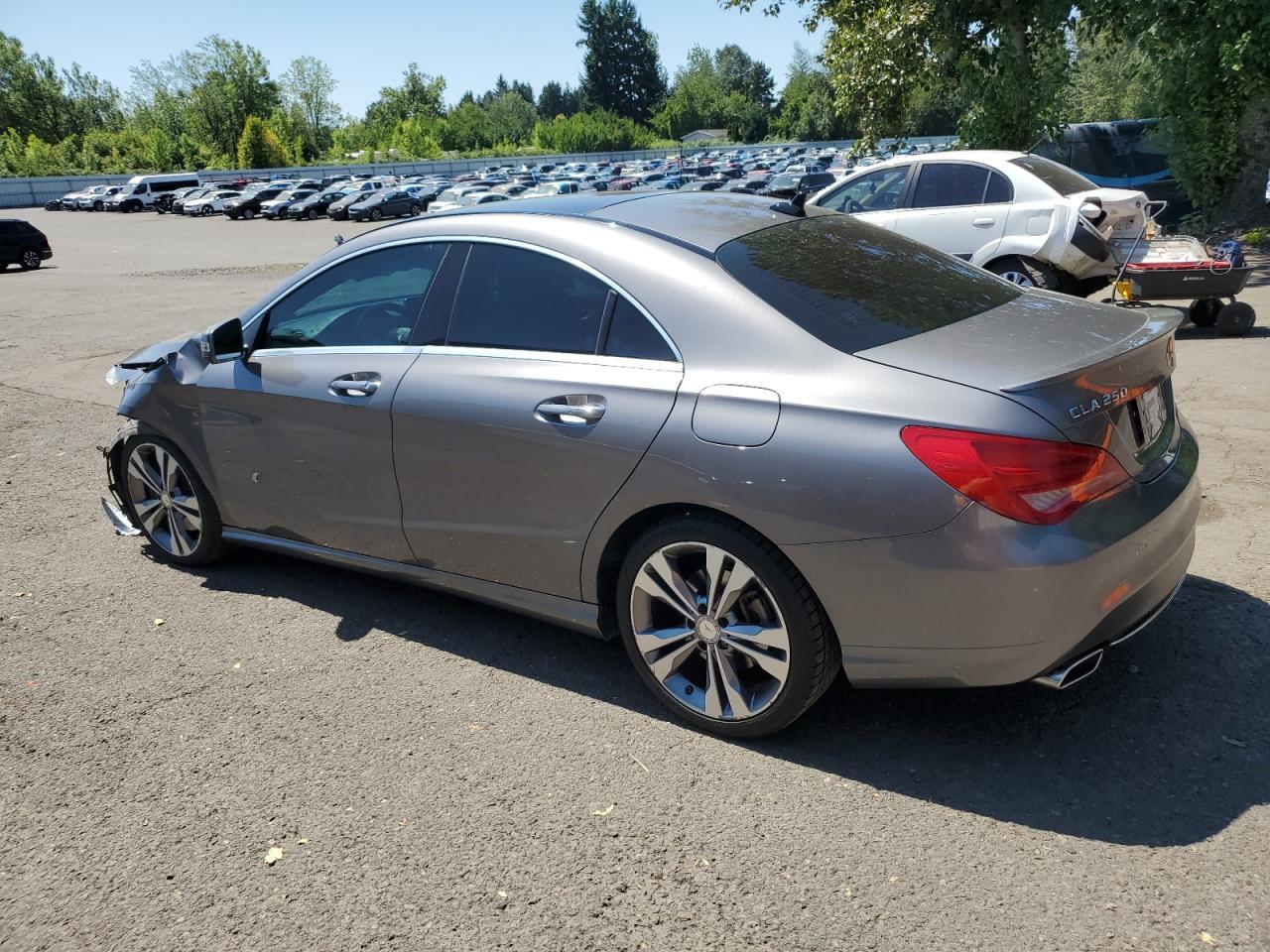 2016 Mercedes-Benz Cla 250 4Matic - Image 2