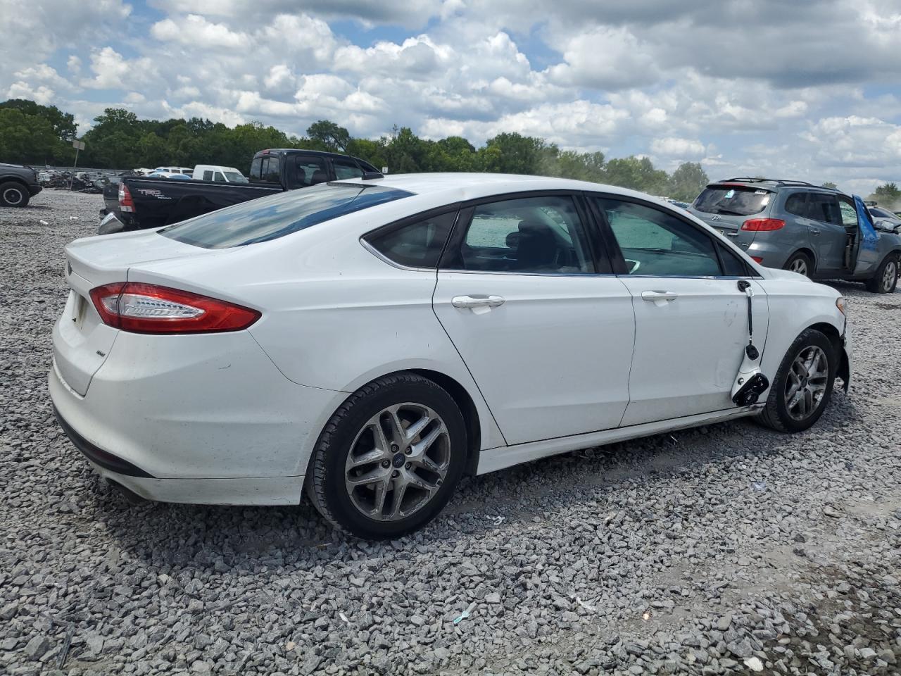 2016 Ford Fusion Se - Фото 3
