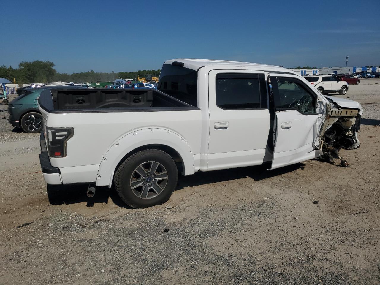 2016 Ford F150 Supercrew - Фото 3