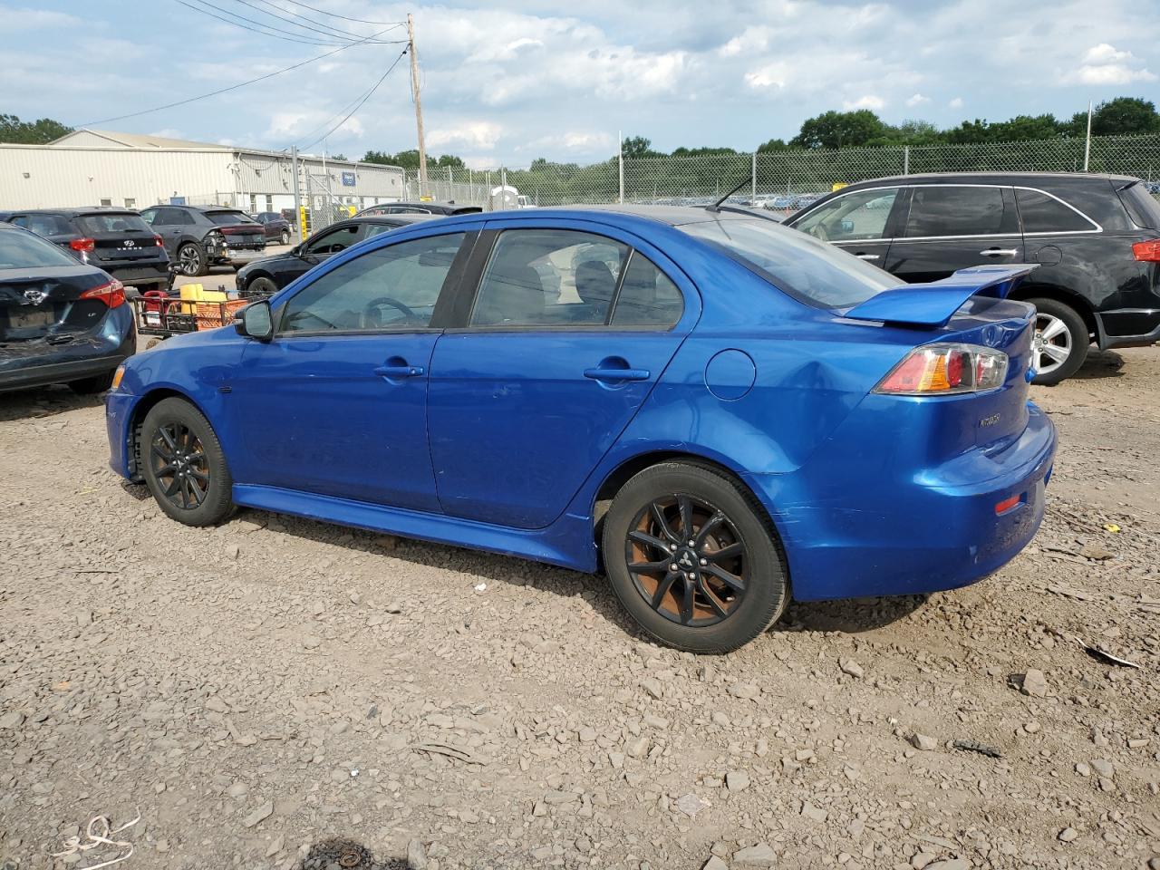 2017 Mitsubishi Lancer Es - Фото 2