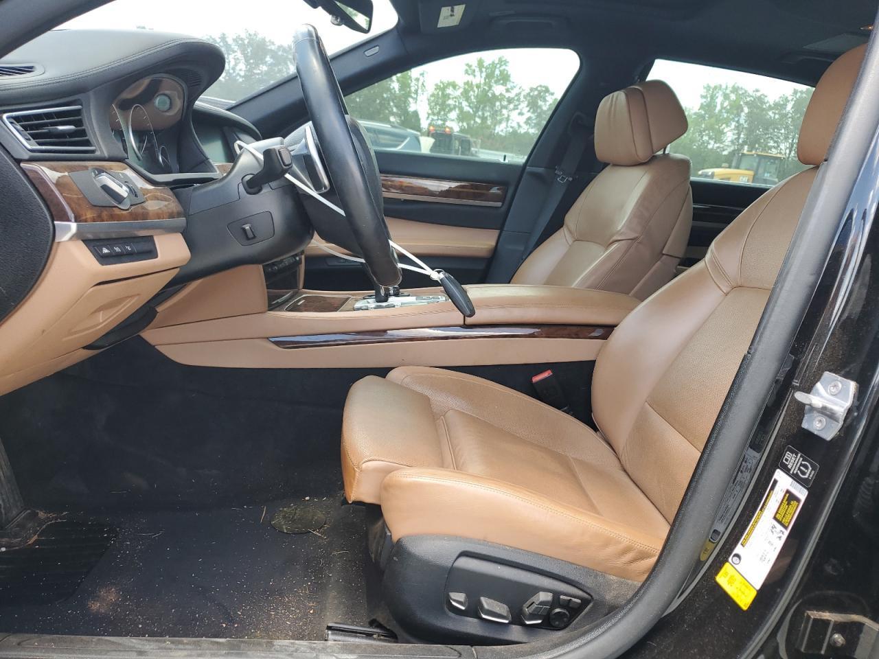 2013 BMW 750 Li - Фото 7