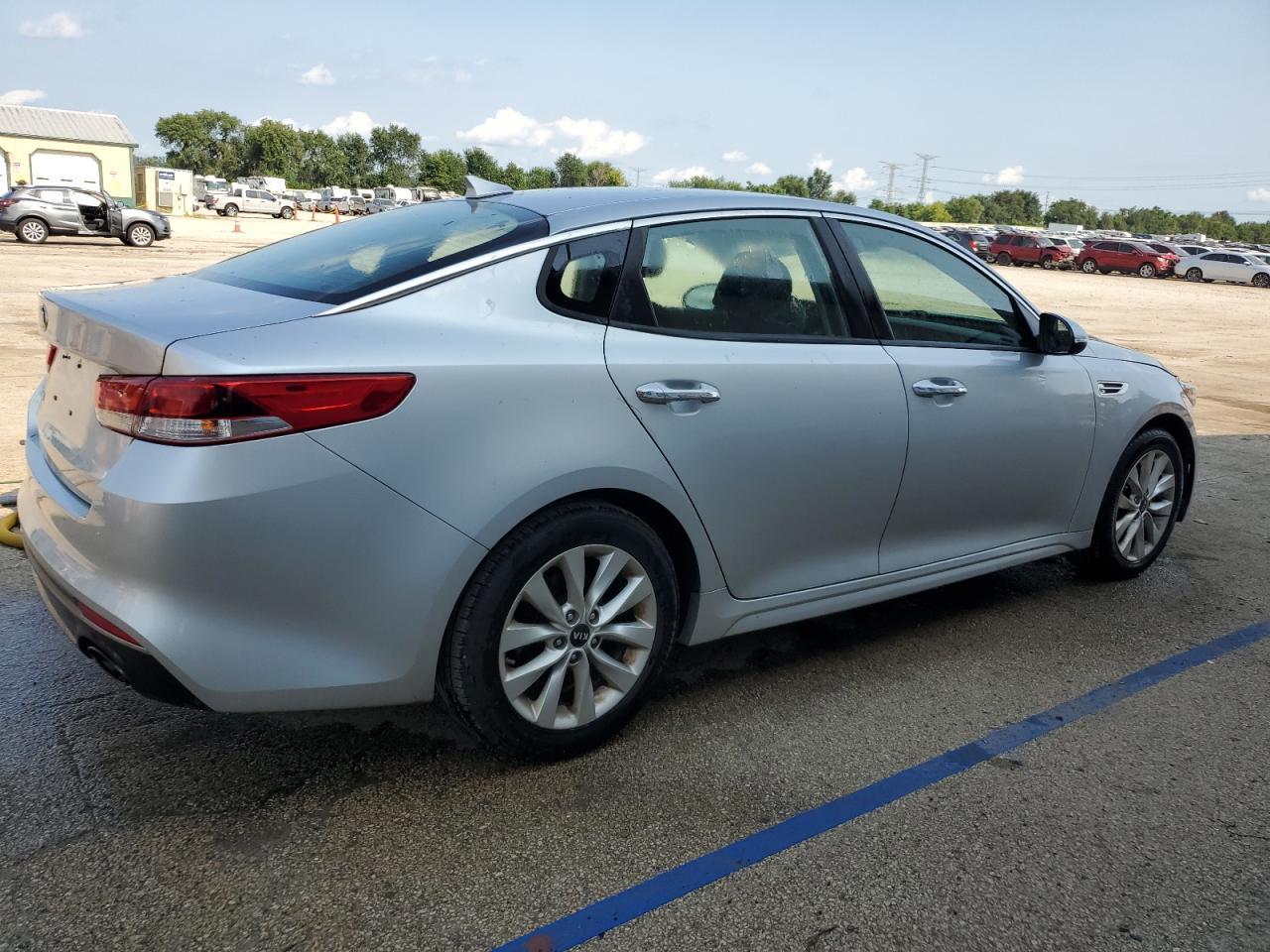 2016 Kia Optima Lx - Фото 3