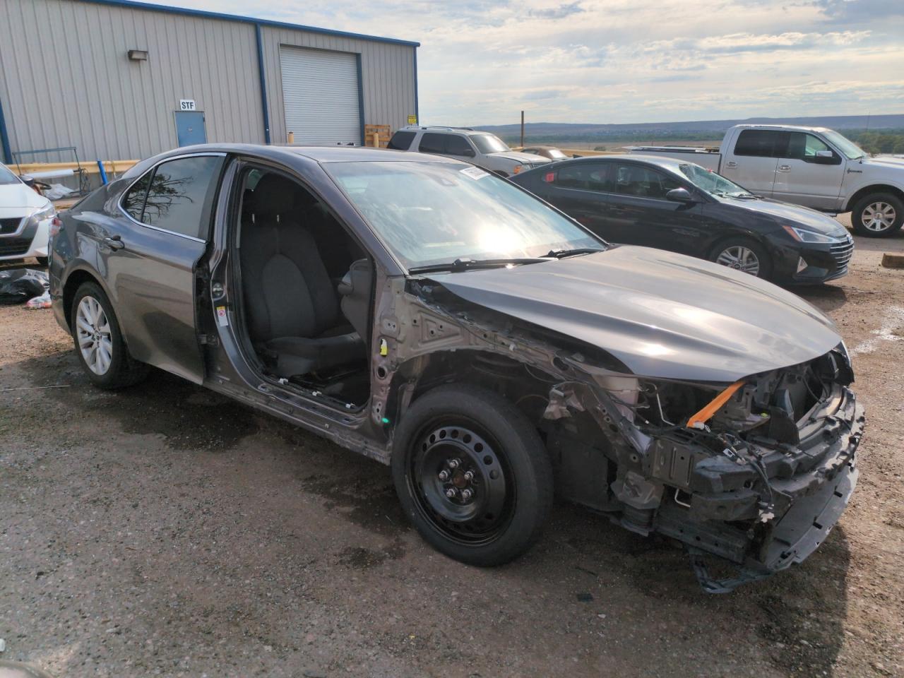 2019 Toyota Camry L - Image 4