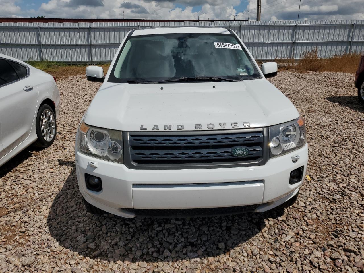 2012 Land Rover Lr2 Hse Technology - Image 5