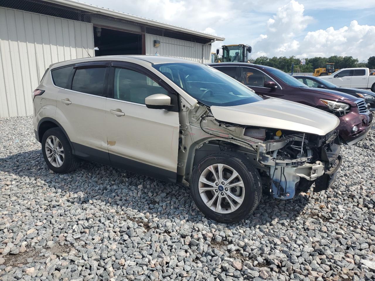 2017 Ford Escape Se - Фото 4