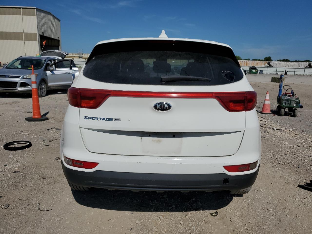 2017 Kia Sportage Lx - Image 6