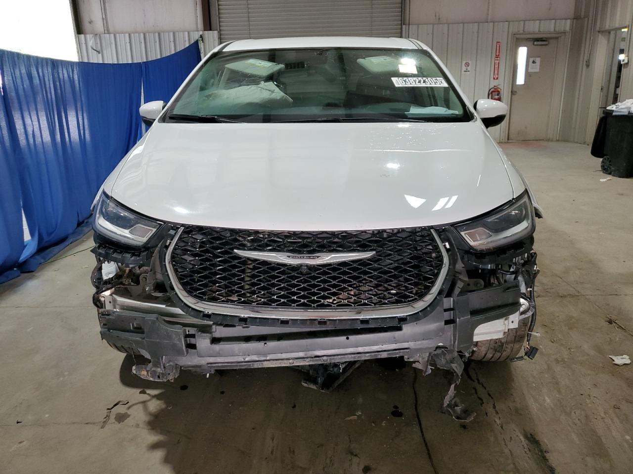 2023 Chrysler Pacifica Touring L - Фото 5