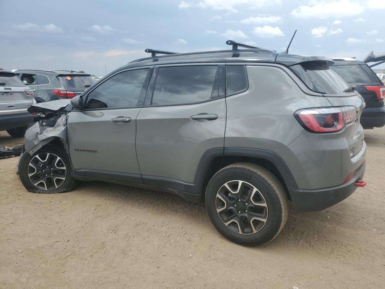 2020 Jeep Compass Trailhawk - Фото 2