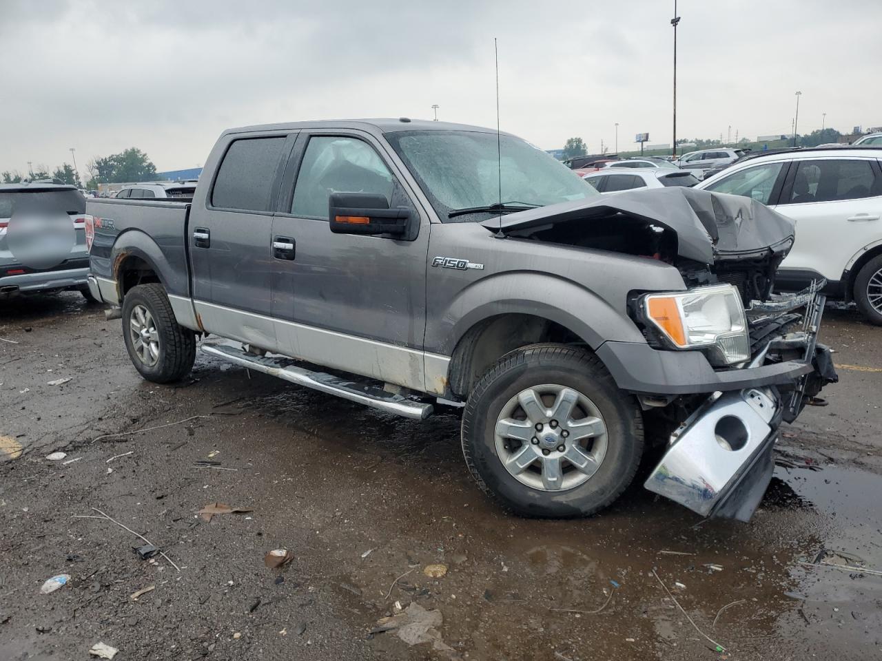 2013 Ford F150 Supercrew - Image 4