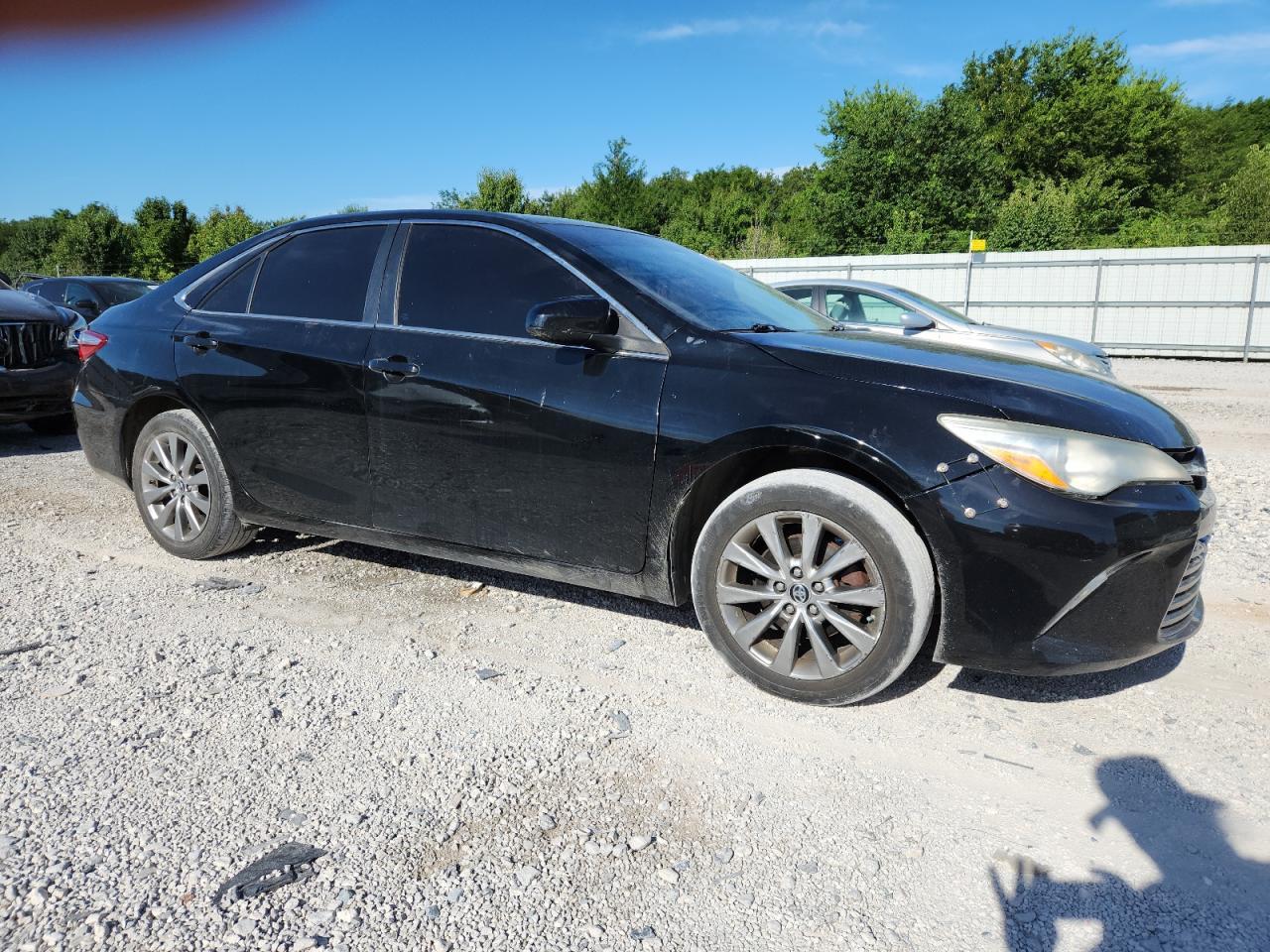 2015 Toyota Camry Le - Фото 4