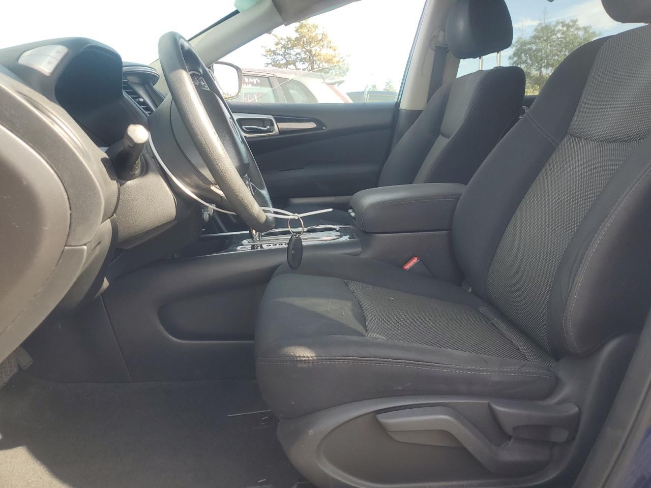 2017 Nissan Pathfinder S - Image 7