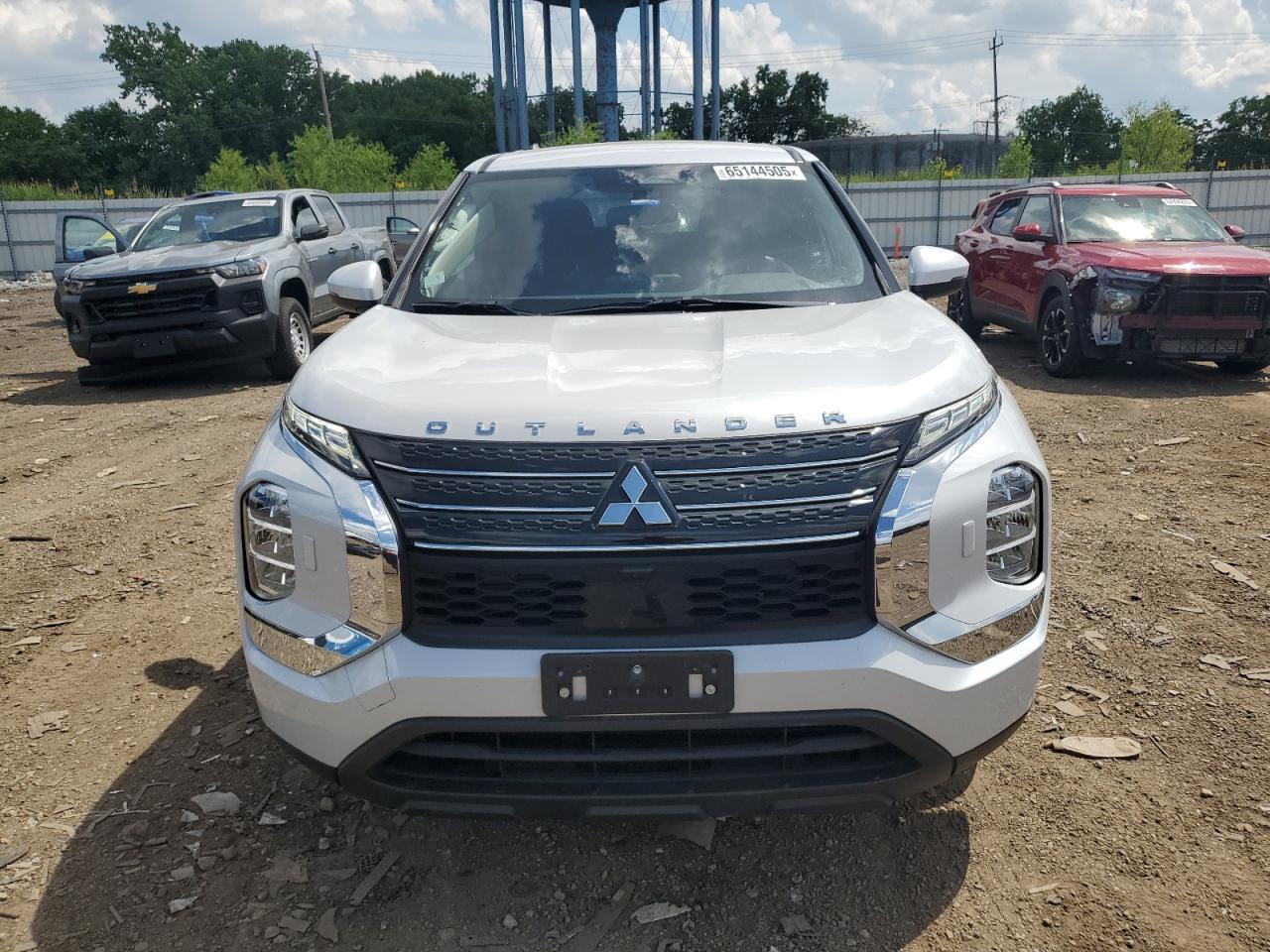 2024 Mitsubishi Outlander Es - Image 5