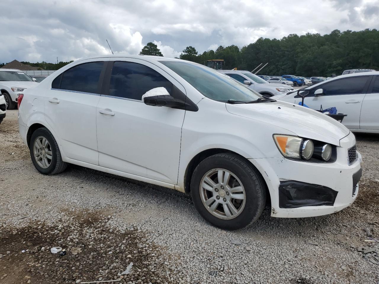 2015 Chevrolet Sonic Lt - Фото 4