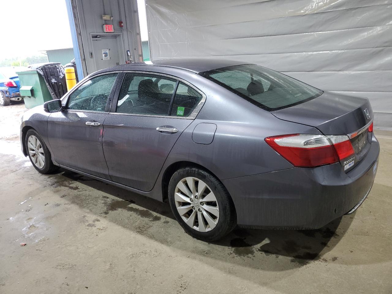 2015 Honda Accord Ex - Image 2