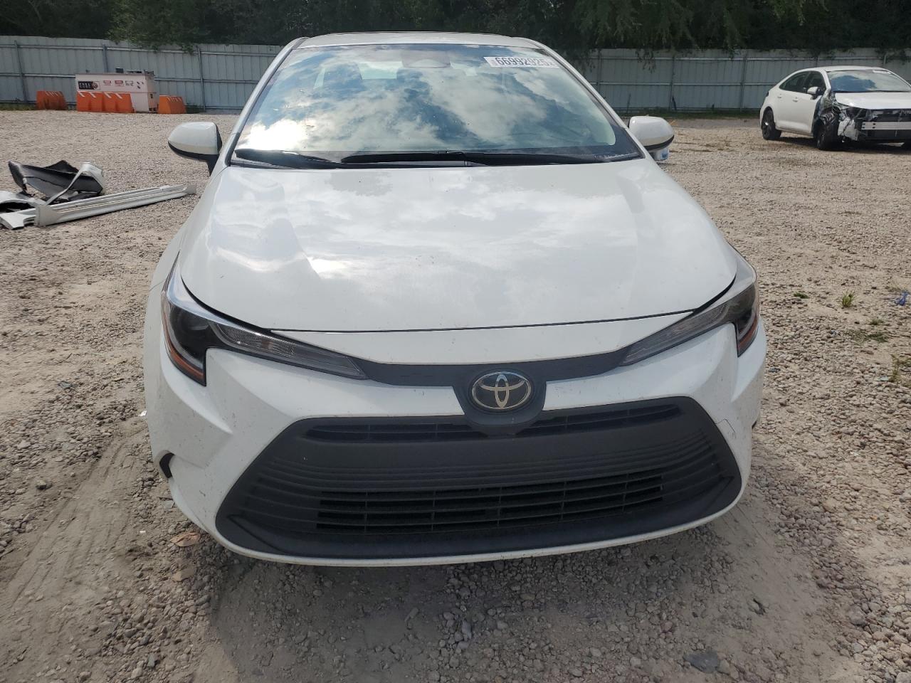 2023 Toyota Corolla Le - Фото 5