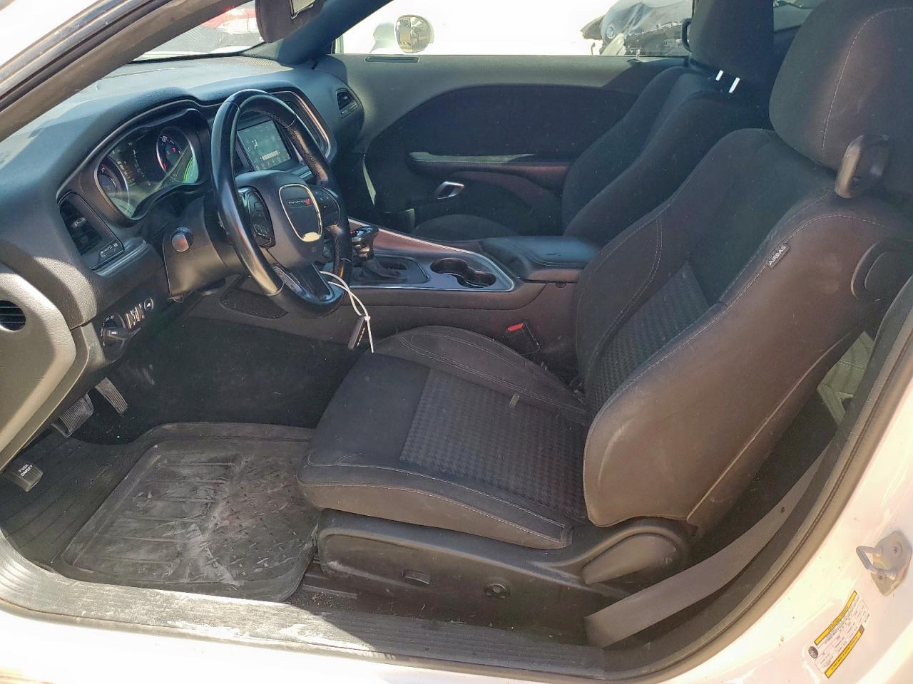 2019 Dodge Challenger Sxt - Image 7