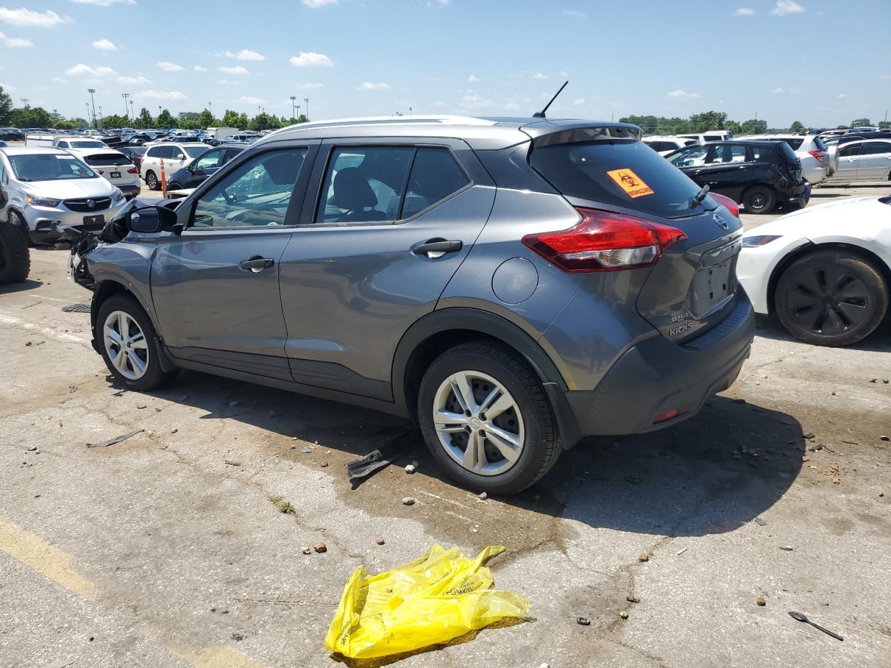 2019 Nissan Kicks S - Фото 2