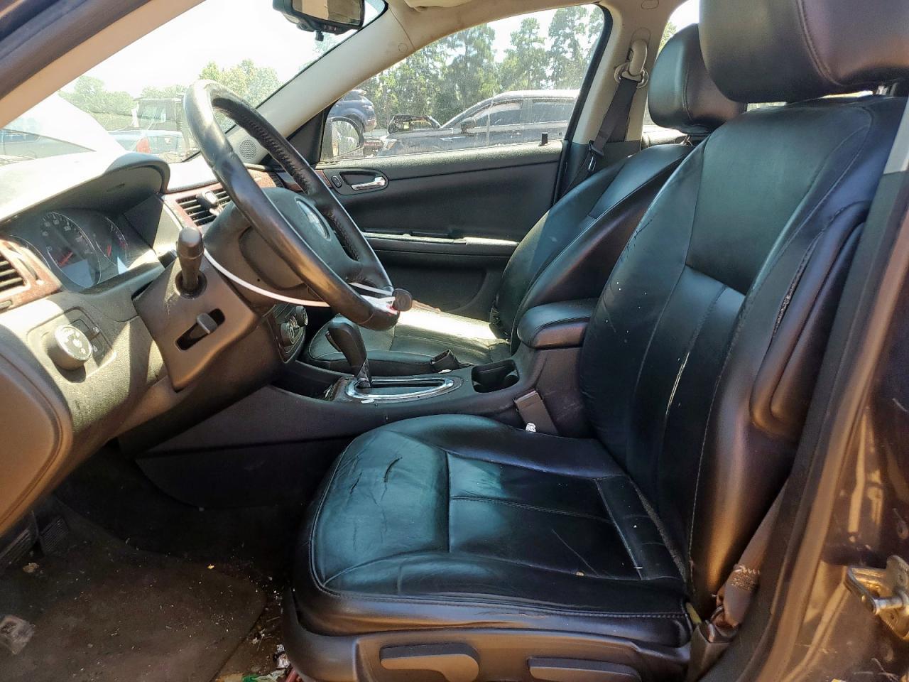 2009 Chevrolet Impala 2Lt - Фото 7