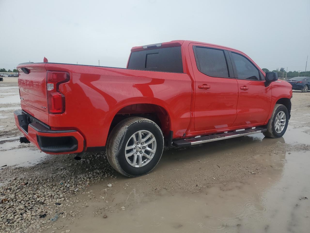 2020 Chevrolet Silverado C1500 Rst - Image 3
