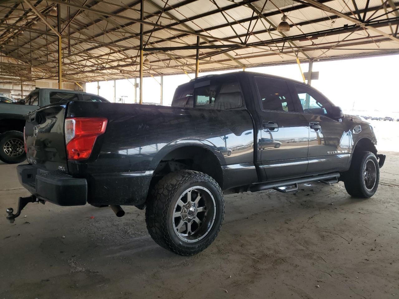 2017 Nissan Titan Xd S - Фото 3