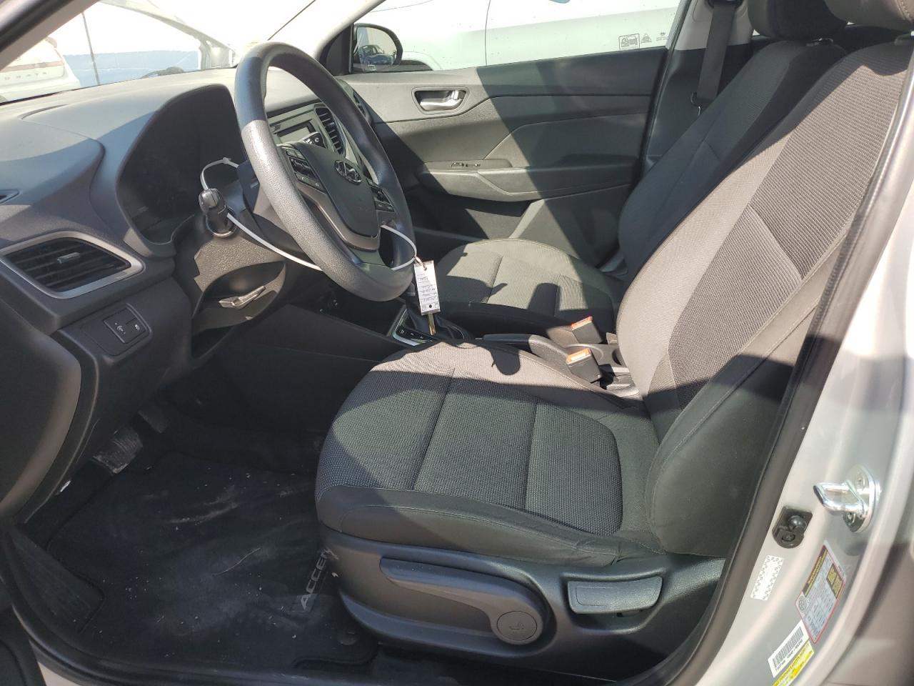 2020 Hyundai Accent Se - Фото 7