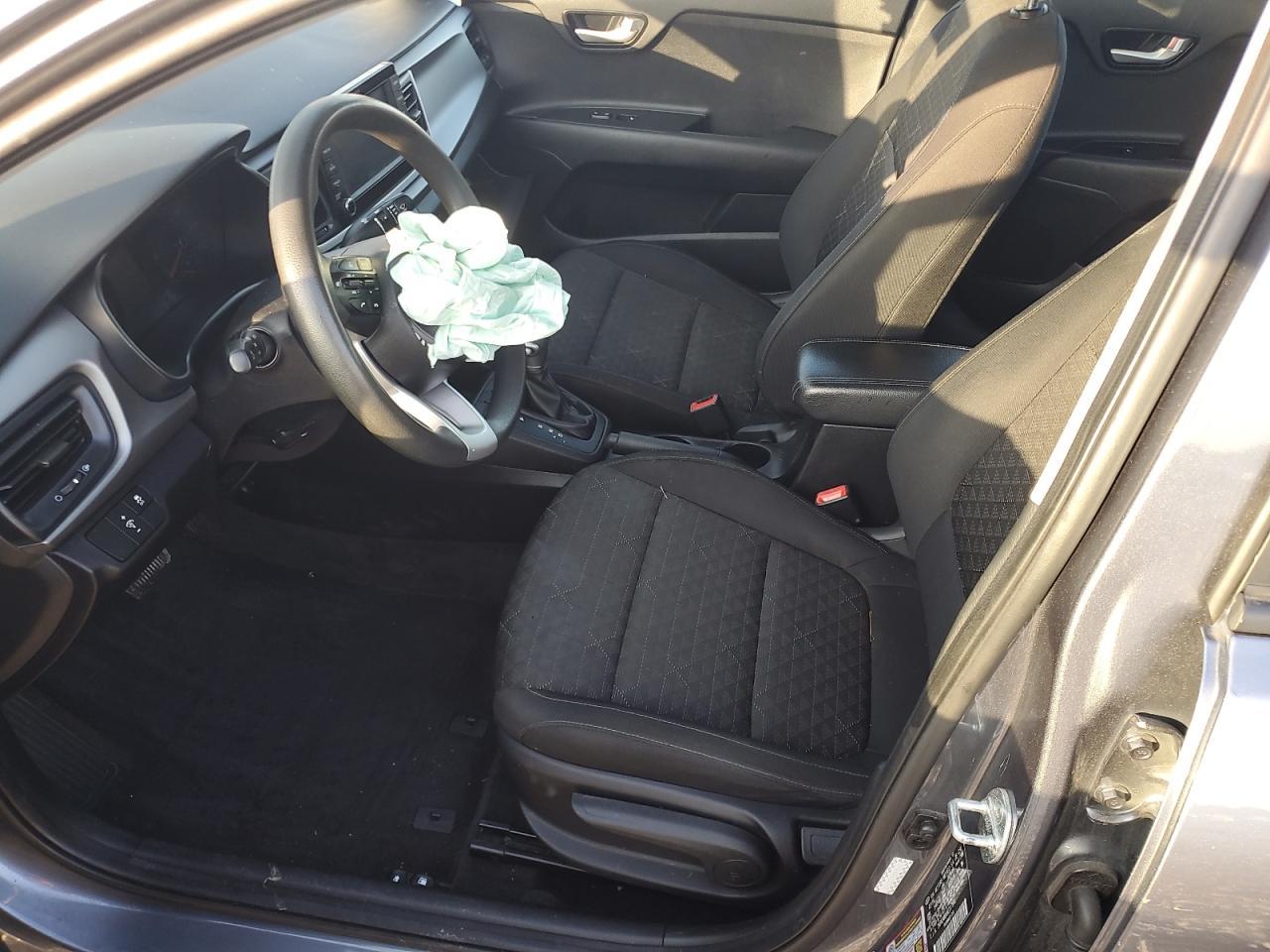 2019 Kia Rio S - Фото 7