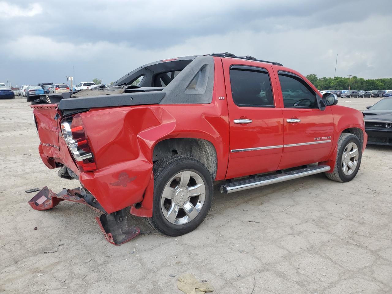 2012 Chevrolet Avalanche Ltz - Фото 3
