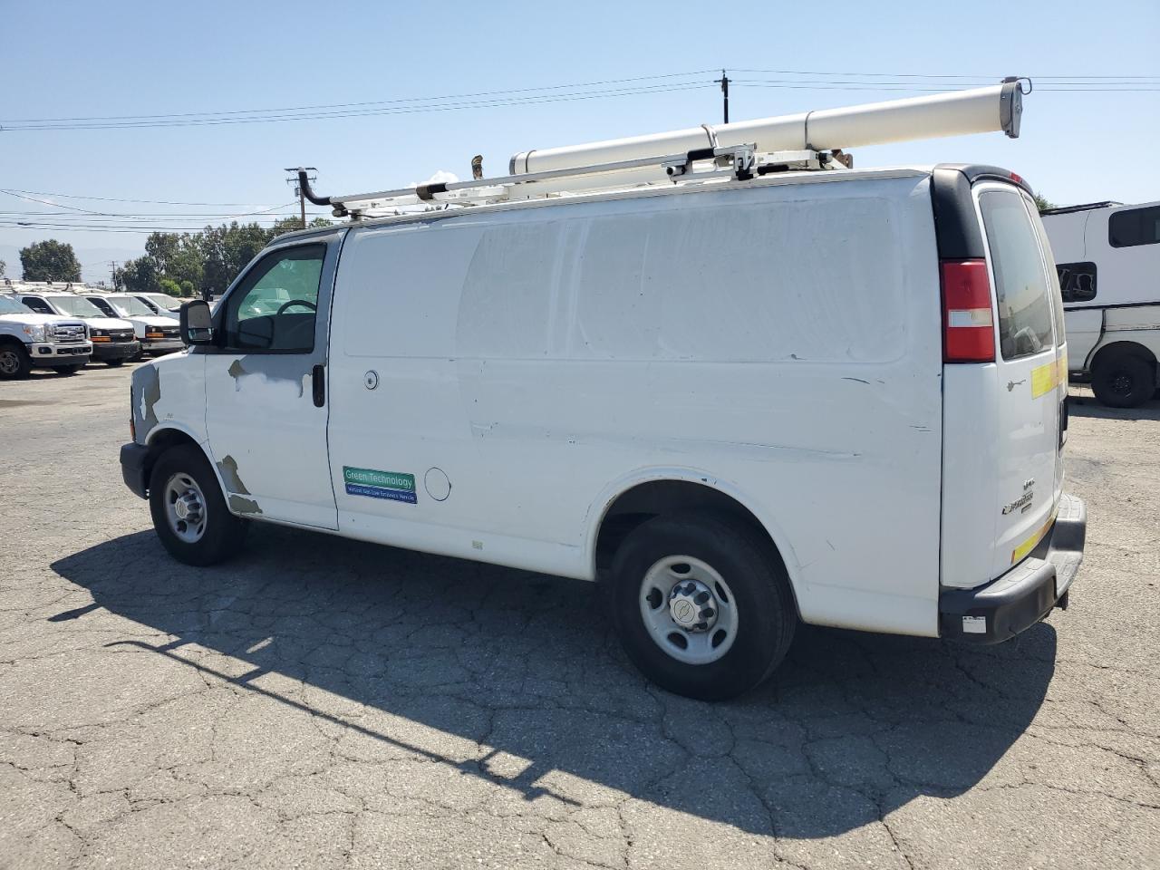 2012 Chevrolet Express G2500 - Фото 2