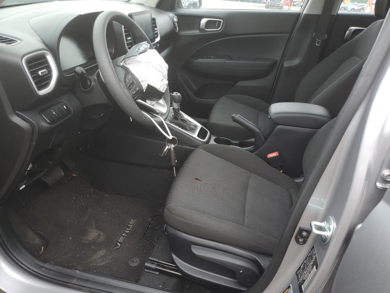2024 Hyundai Venue Se - Image 7