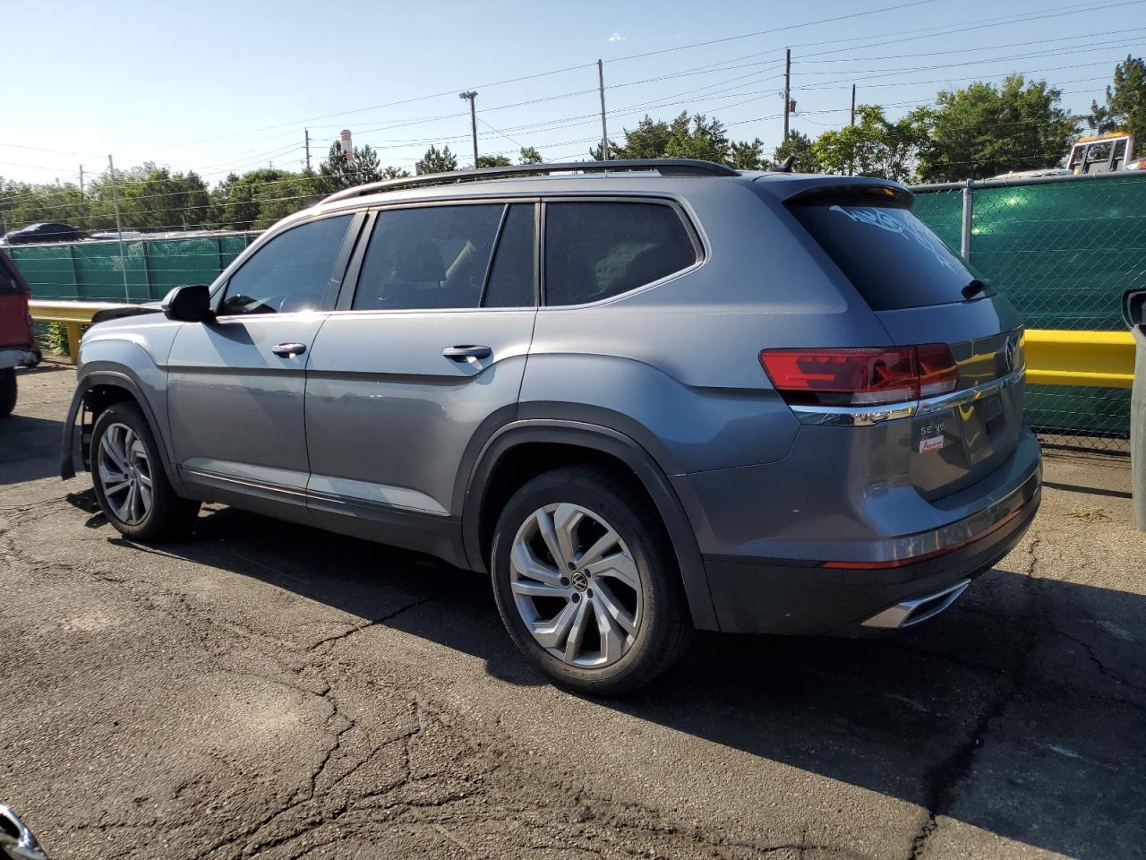 2021 Volkswagen Atlas Se - Image 2