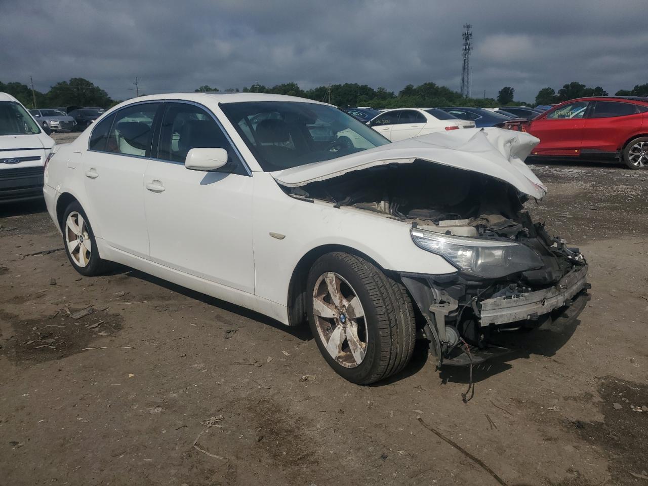 2008 BMW 528 Xi - Image 4